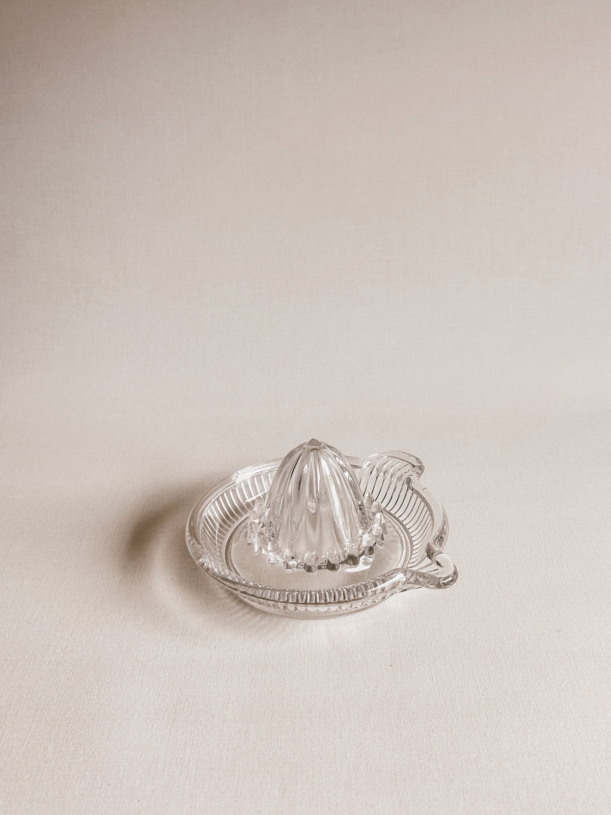 Vintage citruspresse i glas | Rillet design