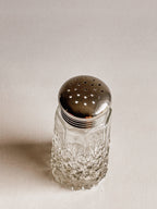 Vintage sukkerstrøer i glas | Diamantstribet mønster
