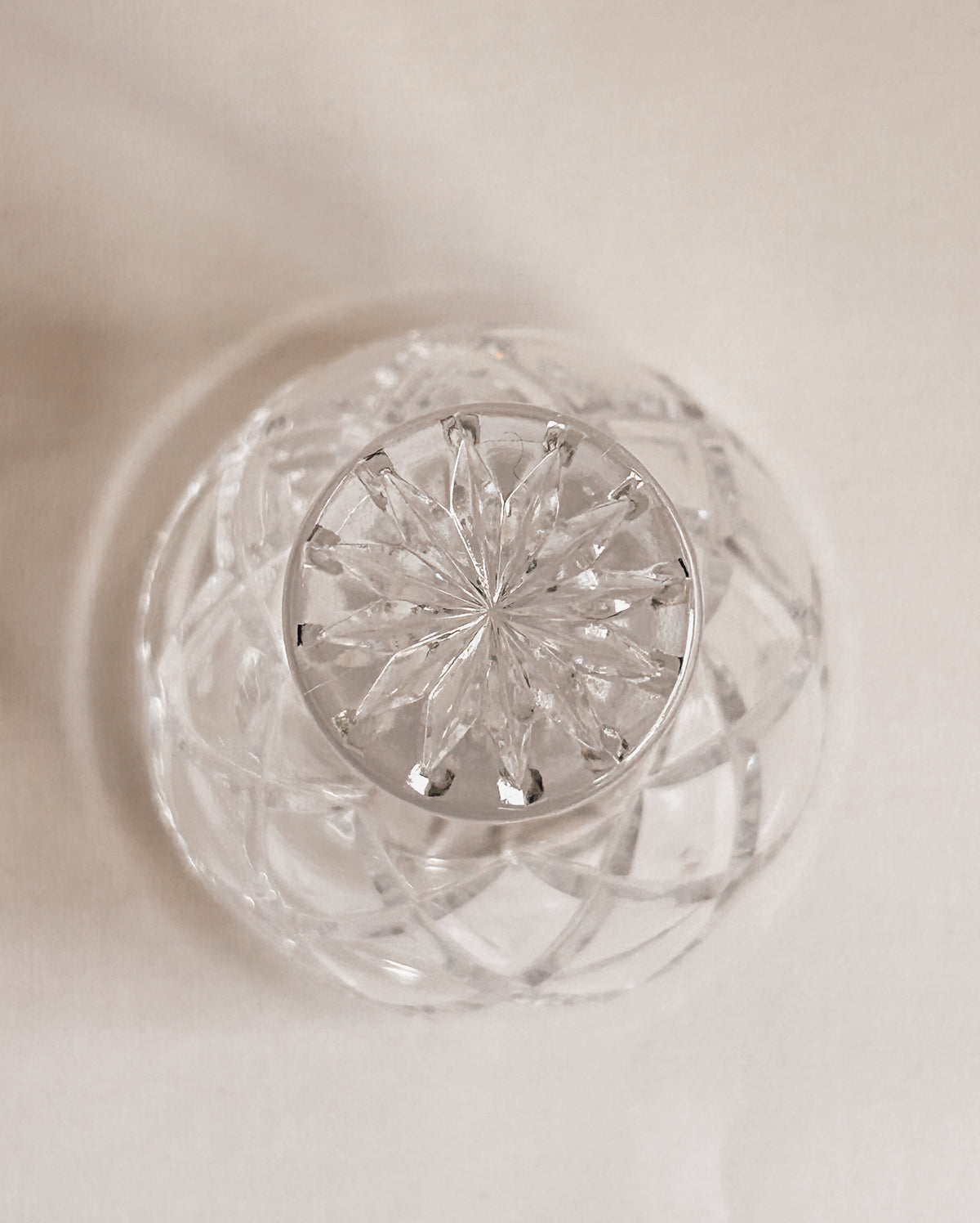 Vintage krystalkaraffel | Diamantslibemønster